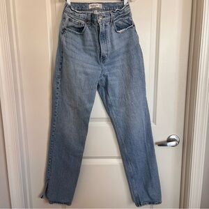 Abercrombie & Fitch 90s Straight Ultra High Rise Curve Love Jeans